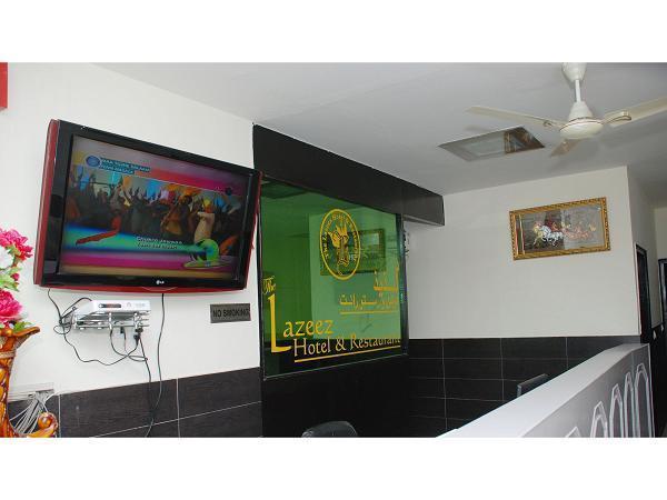 Lazeez Hotel New Delhi Exterior photo