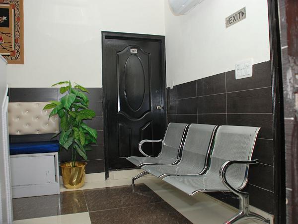 Lazeez Hotel New Delhi Exterior photo